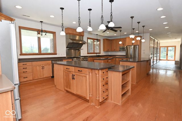 4244 Flake Road, Martinsville, IN 46151