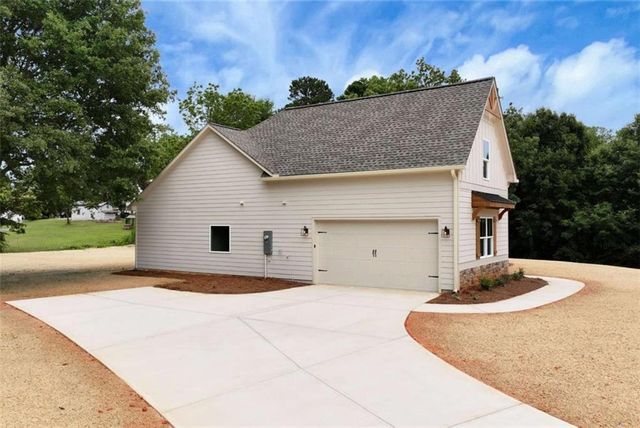 218 Clay Street, Maysville, GA 30558