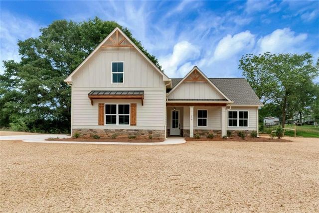 218 Clay Street, Maysville, GA 30558