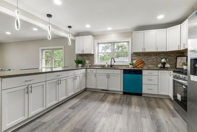 3310 W 40th Avenue, Gary, IN 46408