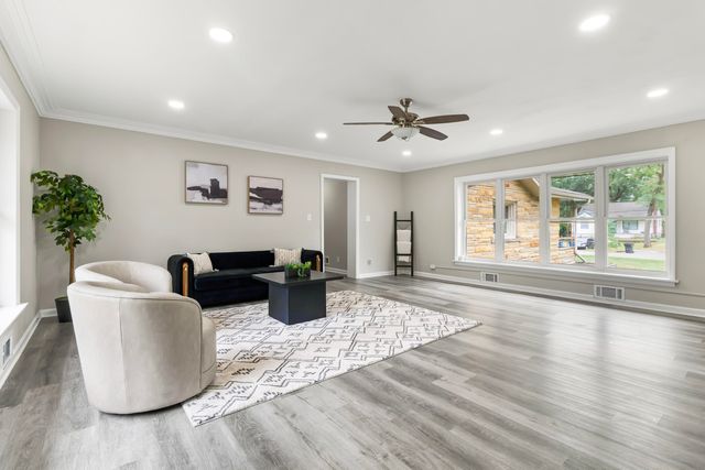 3310 W 40th Avenue, Gary, IN 46408