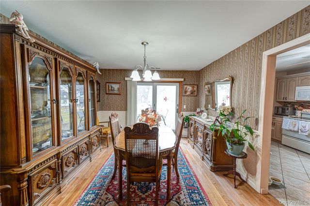 12 Blue Point Road E 12, Holtsville, NY 11742