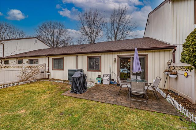 12 Blue Point Road E 12, Holtsville, NY 11742