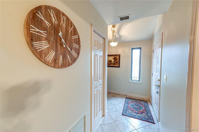 12 Blue Point Road E 12, Holtsville, NY 11742