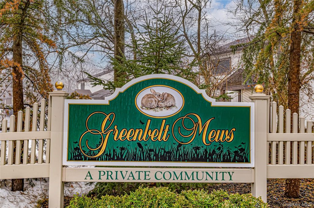 12 Blue Point Road E 12, Holtsville, NY 11742