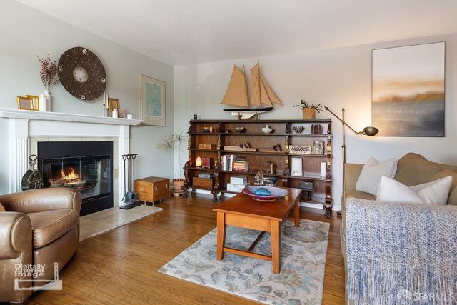 377 Beaumont Boulevard, Pacifica, CA 94044