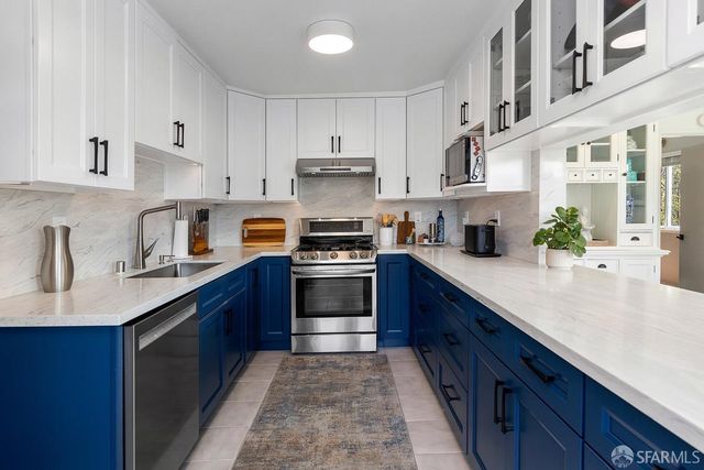 377 Beaumont Boulevard, Pacifica, CA 94044