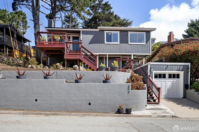 377 Beaumont Boulevard, Pacifica, CA 94044