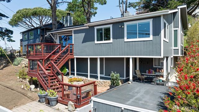 377 Beaumont Boulevard, Pacifica, CA 94044
