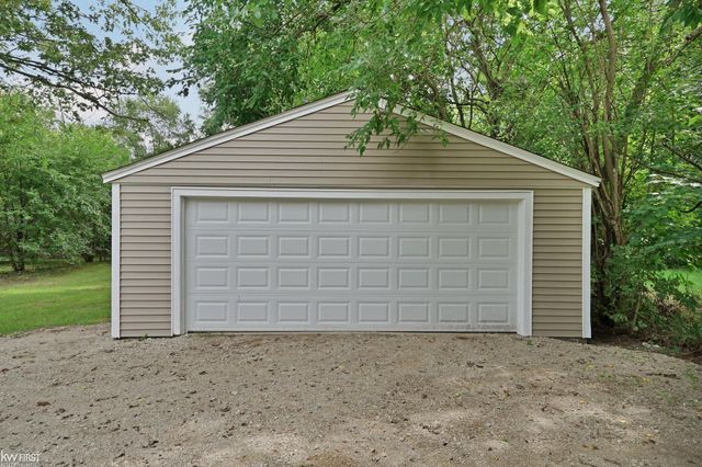 11630 Washington Avenue, Mount Morris, MI 48458
