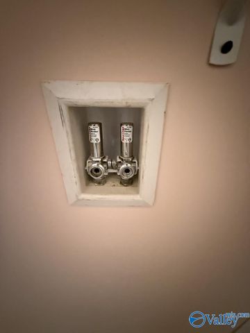 207 Victory Lane NE, Huntsville, AL 35811