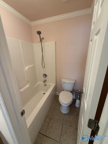 207 Victory Lane NE, Huntsville, AL 35811