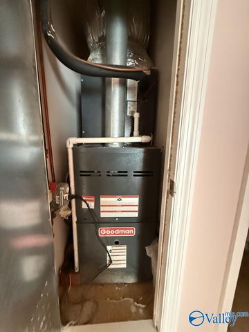 207 Victory Lane NE, Huntsville, AL 35811