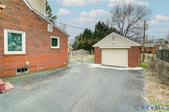 6010 Bonneau Rd, Henrico, VA 23227