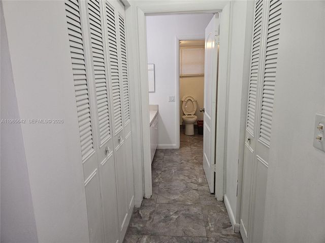 7610 Stirling Rd 102C, Davie, FL 33024