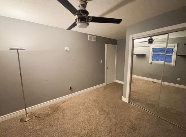 4265 E 28th Avenue, Lake Station, IN 46405