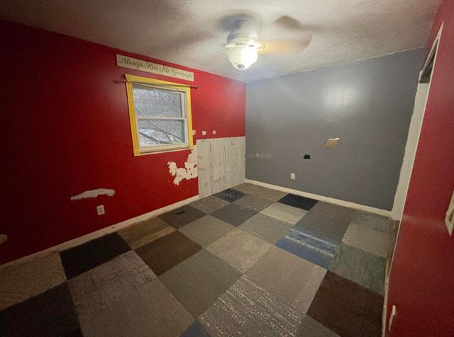 4265 E 28th Avenue, Lake Station, IN 46405