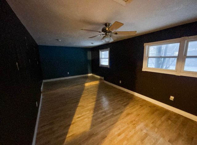 4265 E 28th Avenue, Lake Station, IN 46405