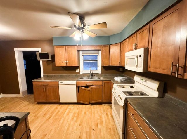 4265 E 28th Avenue, Lake Station, IN 46405