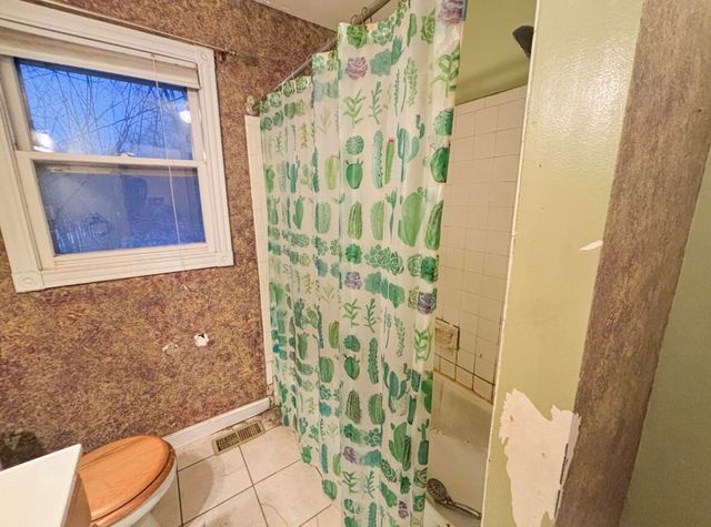 4265 E 28th Avenue, Lake Station, IN 46405