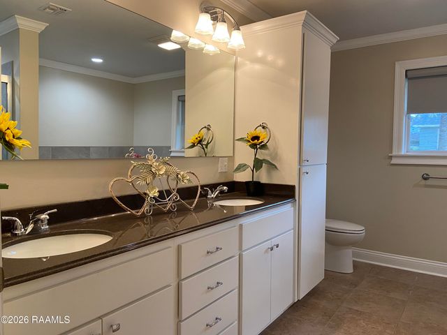 303 Edgewater Drive, New Iberia, LA 70563