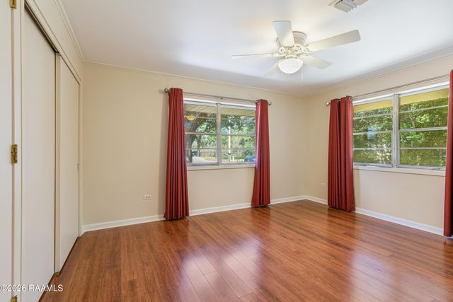 303 Edgewater Drive, New Iberia, LA 70563