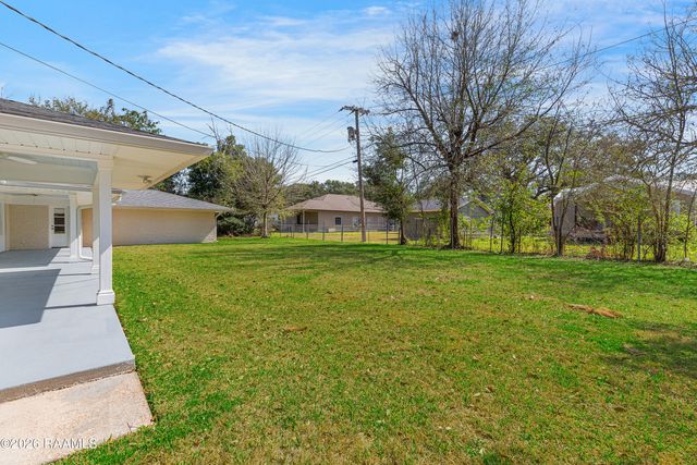 303 Edgewater Drive, New Iberia, LA 70563