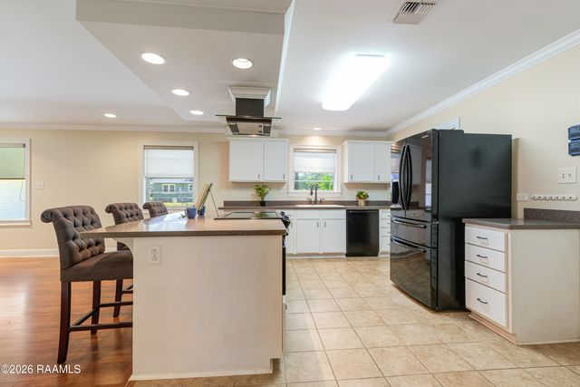 303 Edgewater Drive, New Iberia, LA 70563