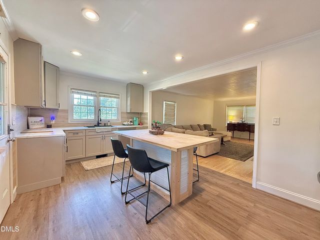 6288 N Nc Highway 87 N, Gibsonville, NC 27249
