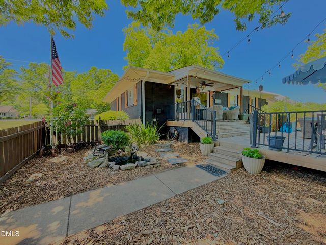 6288 N Nc Highway 87 N, Gibsonville, NC 27249