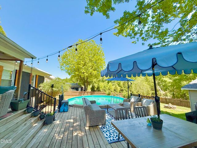 6288 N Nc Highway 87 N, Gibsonville, NC 27249