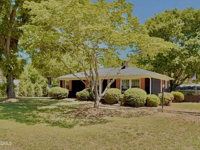 6288 N Nc Highway 87 N, Gibsonville, NC 27249