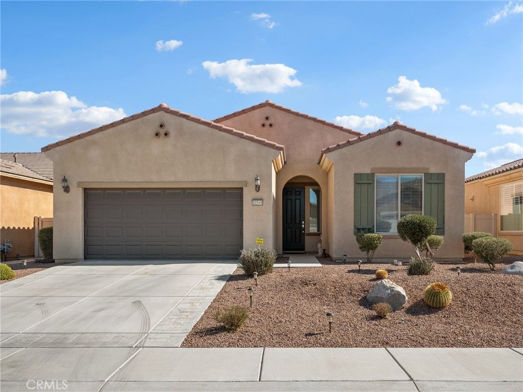 Image 1 of property listing at 10549 Green Valley Road, Apple Valley, CA 92308