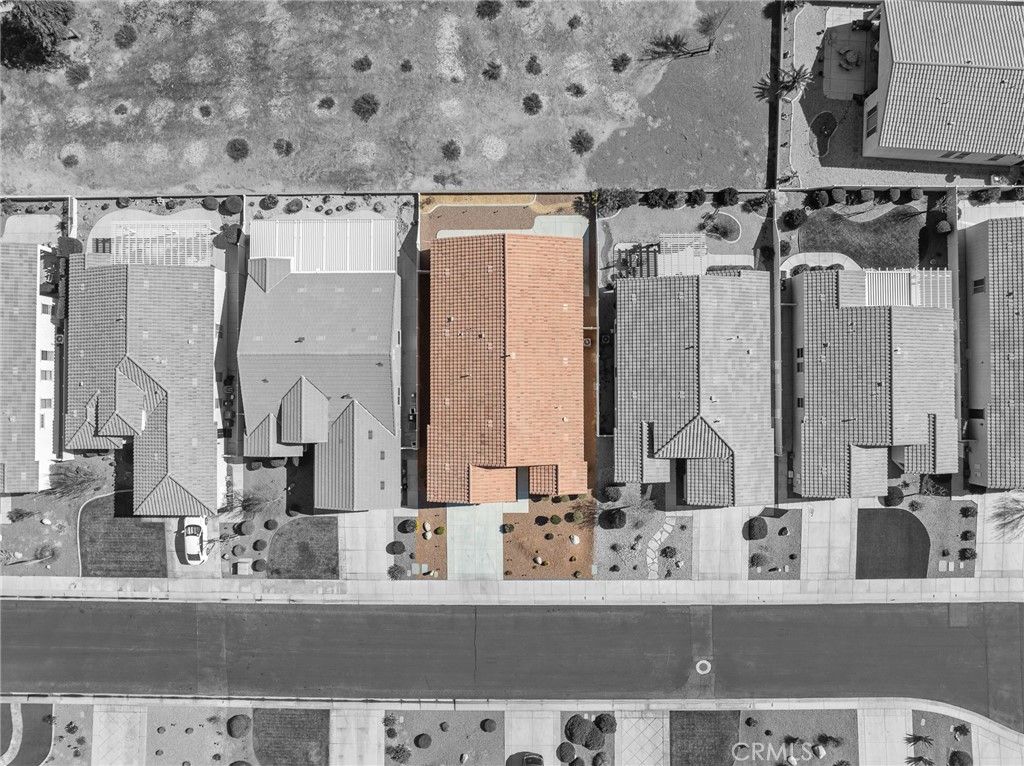 Image 26 of property listing at 10549 Green Valley Road, Apple Valley, CA 92308