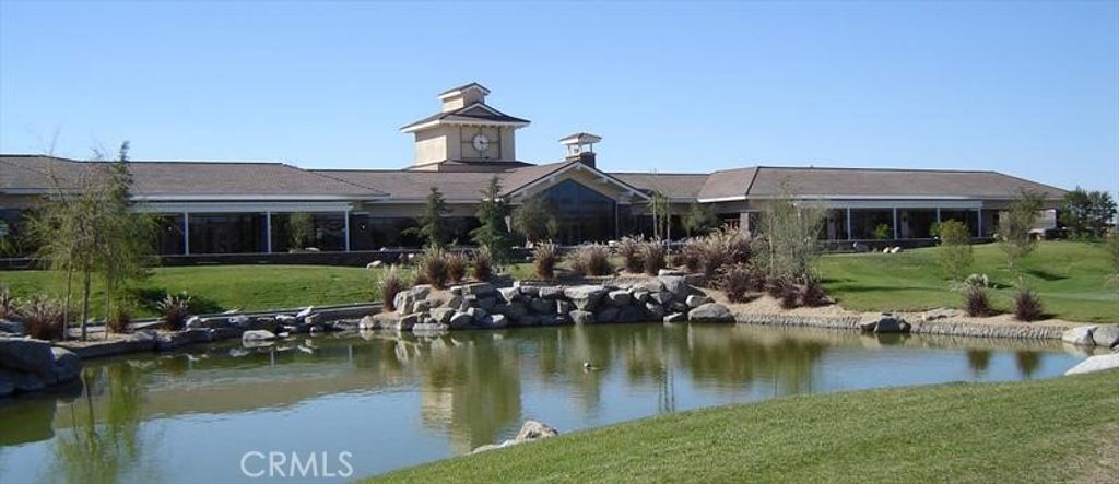 Image 27 of property listing at 10549 Green Valley Road, Apple Valley, CA 92308