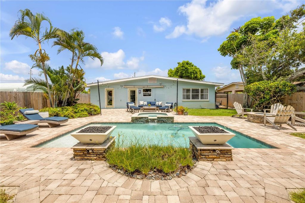 704 HORTON STREET, New Smyrna Beach, FL 32169
