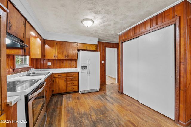 607 Pinetree Drive, New Bern, NC 28562