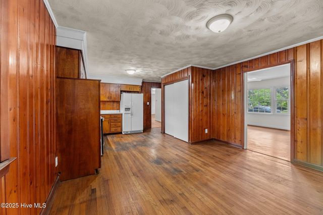 607 Pinetree Drive, New Bern, NC 28562