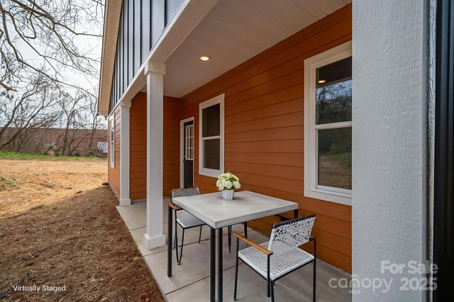 608 N Mountain Street, Cherryville, NC 28021