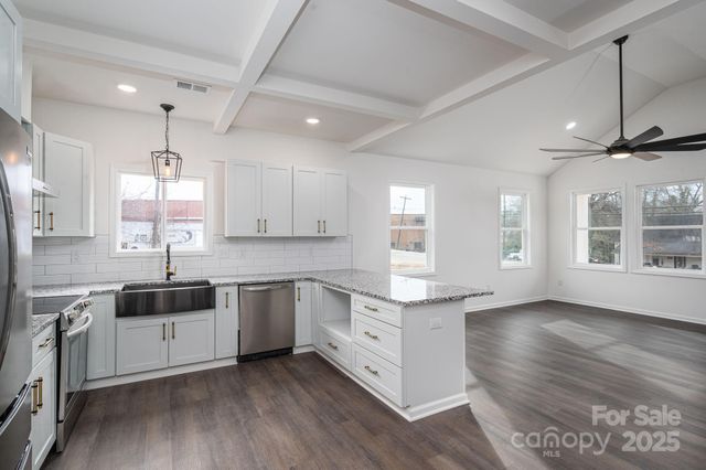 608 N Mountain Street, Cherryville, NC 28021