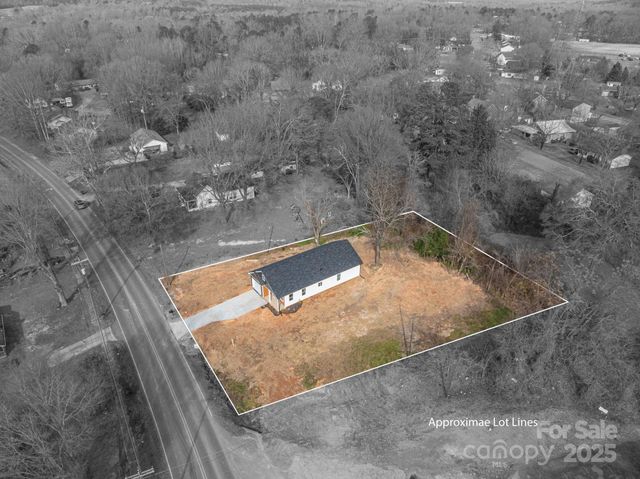 608 N Mountain Street, Cherryville, NC 28021