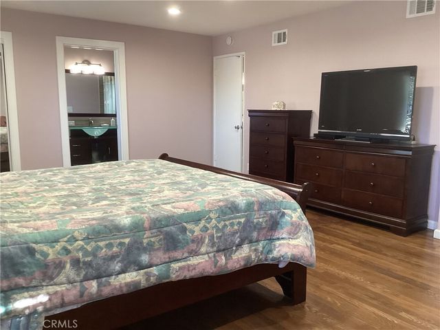 17147 Vintage, Northridge, CA 91325