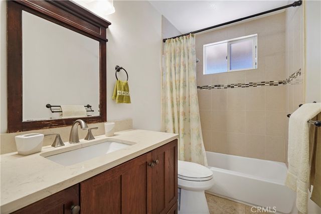 17147 Vintage, Northridge, CA 91325