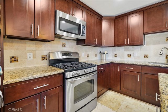 17147 Vintage, Northridge, CA 91325