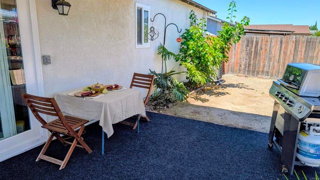 8748 Longwood Street, San Diego, CA 92126