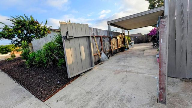 8748 Longwood Street, San Diego, CA 92126
