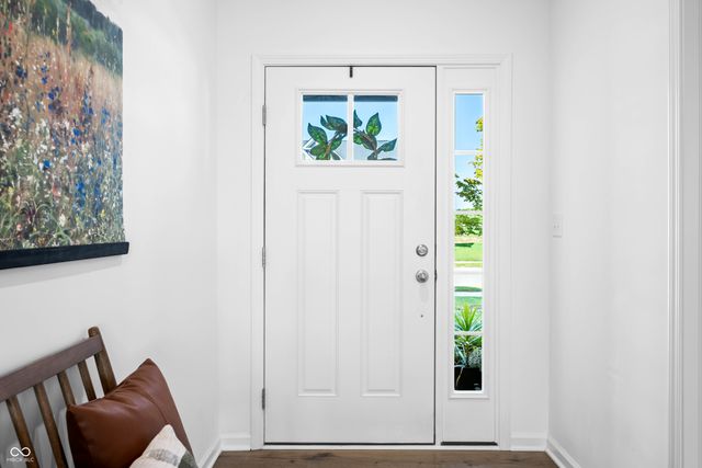 647 Bluestem Circle, New Whiteland, IN 46184