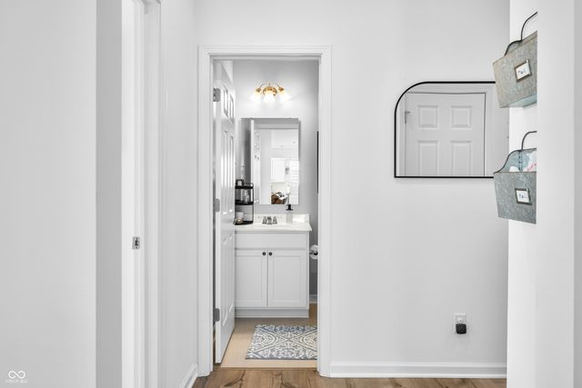 647 Bluestem Circle, New Whiteland, IN 46184