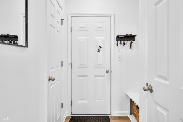 647 Bluestem Circle, New Whiteland, IN 46184