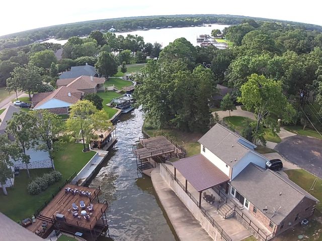 103 Eastwood Circle, Enchanted Oaks, TX 75156